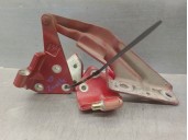 Replacement tailgate hinge for Alfa Romeo Spider (163) 1.8 16V CAT OEM IAM reference 60654615 