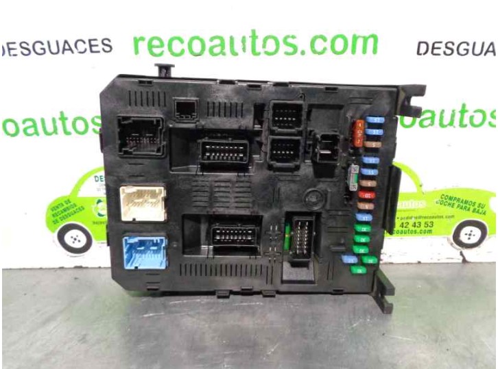 Recambio de caja reles / fusibles para citroën c4 coupe vtr referencia OEM IAM 9658157880 