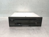 Replacement audio system / CD radio for Seat Leon (5F1) 1.5 TGI OEM IAM reference 5F0035842A 