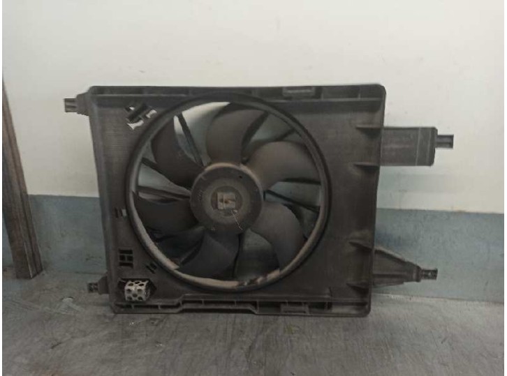Recambio de electroventilador para renault megane ii coupe/cabrio 1.6 16v referencia OEM IAM 8200151464B 5020212 GATE