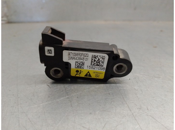 Recambio de sensor impacto para chevrolet hhr 2.4 16v referencia OEM IAM 15821098 5WK43848 SIEMENS
