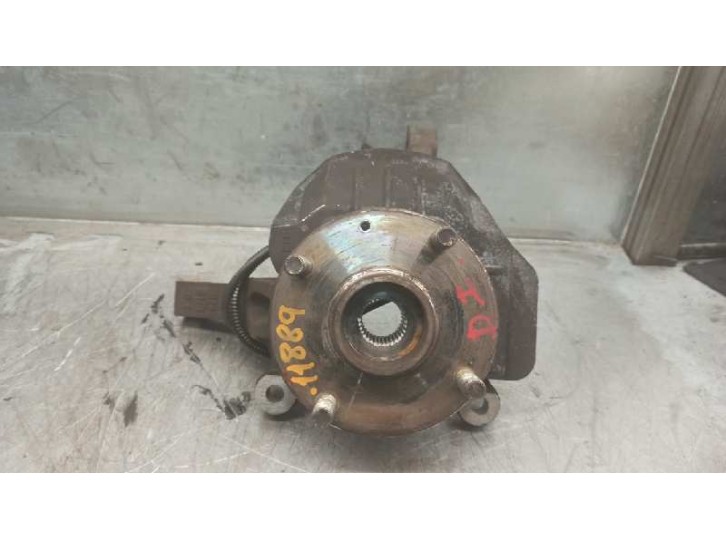 Recambio de mangueta delantera izquierda para daewoo nubira berlina 1.6 cat referencia OEM IAM 96549779  