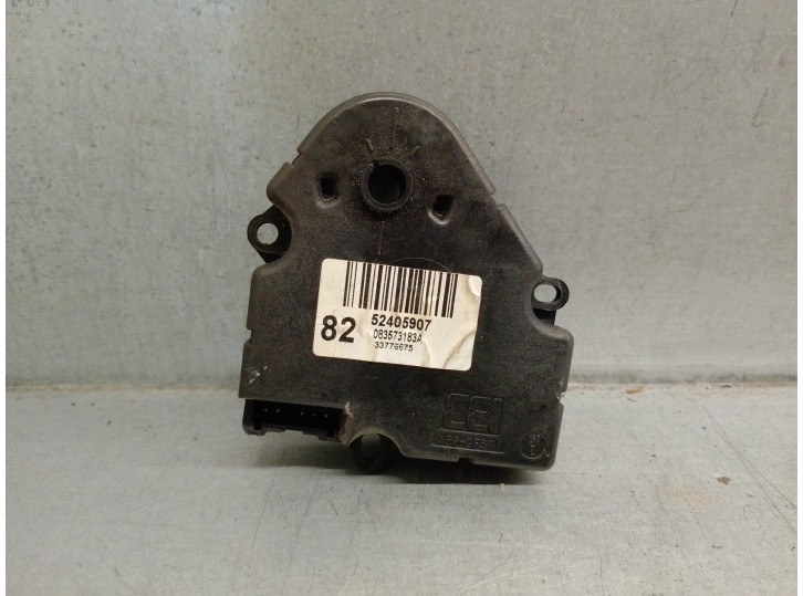 Recambio de motor apertura trampillas climatizador para chevrolet hhr 2.4 16v referencia OEM IAM 22724333 