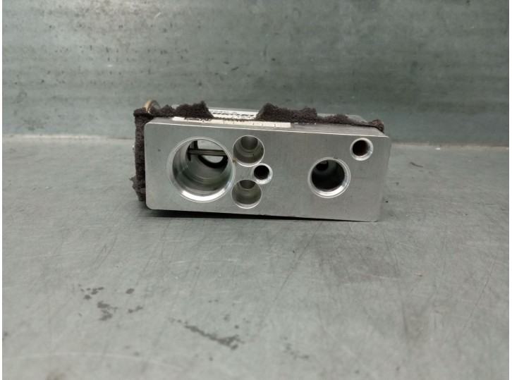 Recambio de valvula expansion para nissan juke (f16_) 1.0 referencia OEM IAM T73254C  T87648C6267