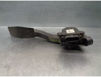Replacement pedal potentiometer for Opel Meriva B 1.7 16V CDTi OEM IAM reference 13362749 102DE0037 