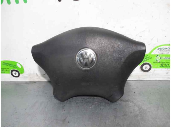 Replacement left front airbag for Volkswagen Crafter closed box 2.5 TDI DPF OEM IAM reference 90686004029 
