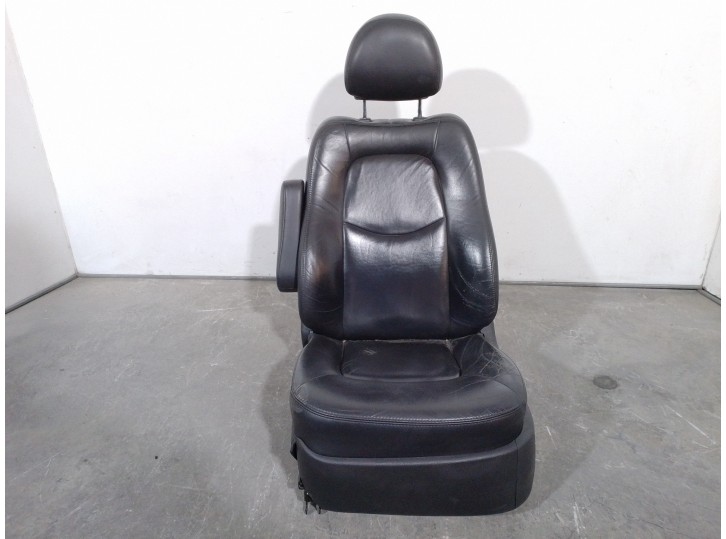 Recambio de asiento delantero izquierdo para chevrolet hhr 2.4 16v referencia OEM IAM 21993942 CUERO NEGRO 5 PUERTAS