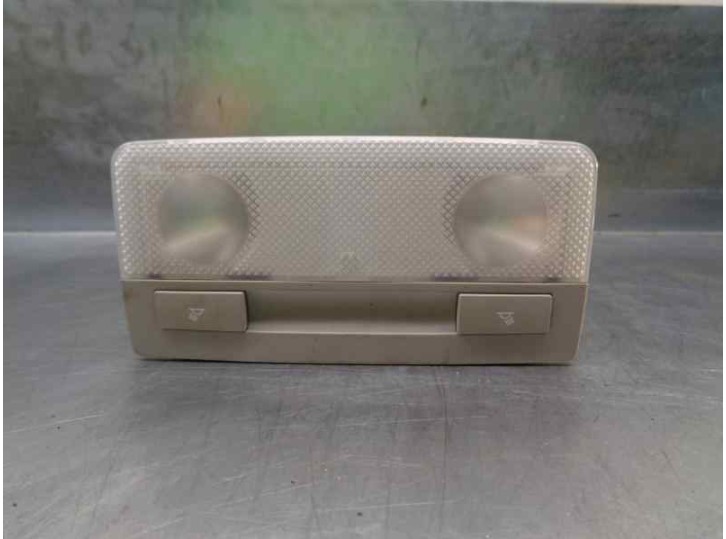 Recambio de luz interior para opel astra j lim. 1.7 16v cdti referencia OEM IAM 1673520 316627975 TRASERA
