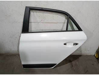 Recambio de puerta trasera izquierda para hyundai i20 ii (gb, ib) 1.0 t-gdi referencia OEM IAM 77003C8200 77003C8200 