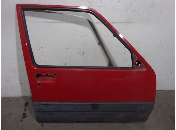 Recambio de puerta delantera derecha para renault 5 (b/c40) 1.0 referencia OEM IAM 7701463714 ROJA 5 PUERTAS