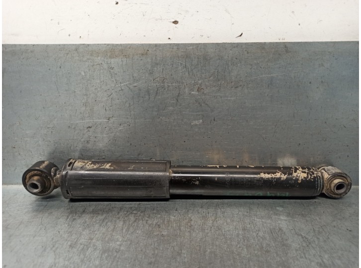 Recambio de amortiguador trasero izquierdo para kia rio 1.1 crdi cat referencia OEM IAM 553001W001  MANDO