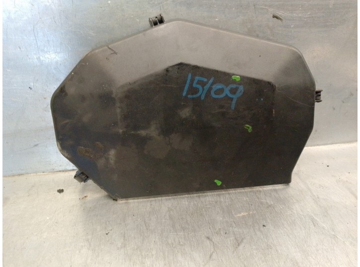 Recambio de tapa distribucion para audi a4 berlina (b5) 2.4 referencia OEM IAM 078109123Q 078109123Q 