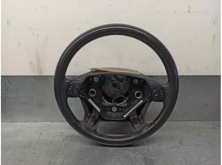 Replacement steering wheel for Volvo XC90 2.9 bi-turbo CAT OEM IAM reference 30643068 