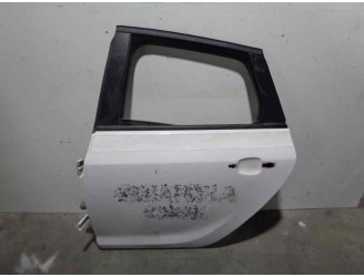 Recambio de puerta trasera izquierda para opel astra j lim. 1.7 16v cdti referencia OEM IAM 124109 BLANCA 5 PUERTAS