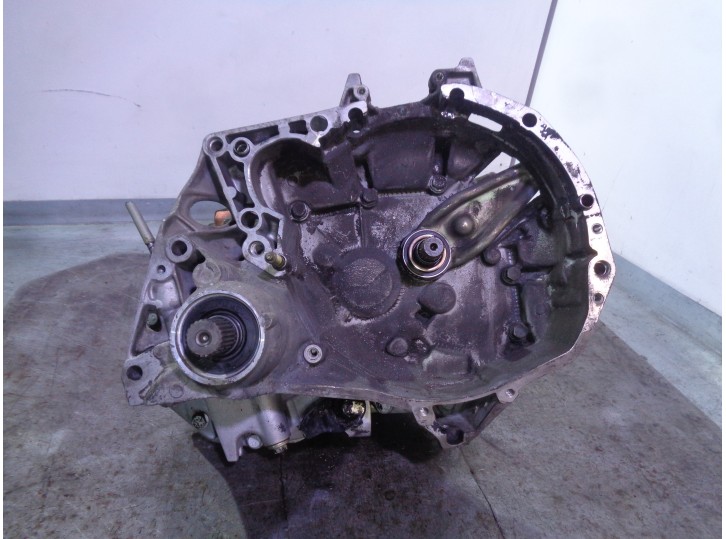 Replacement gearbox for Renault 5 (B/C40) 1.0 OEM IAM reference JB4003 S010579 7701653353