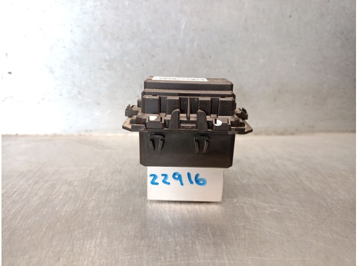 Recambio de resistencia calefaccion para peugeot 108 1.0 vti 72 referencia OEM IAM 6441Z9 6441Z9 T1000035ND VALEO