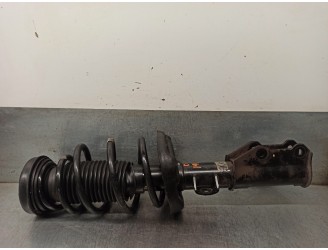 Replacement front right shock absorber for Opel Insignia Saloon 1.8 16V OEM IAM reference 13219125 E4612401 