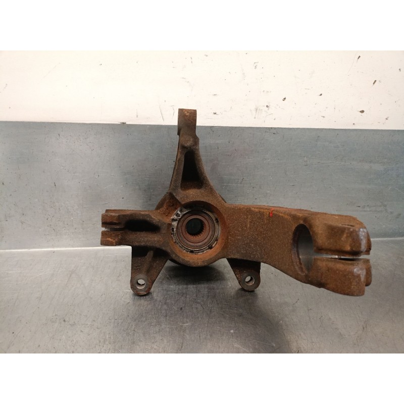 Recambio de mangueta delantera izquierda para renault megane ii sedán (lm0/1_) 1.6 referencia OEM IAM 8200297026 8200297026 