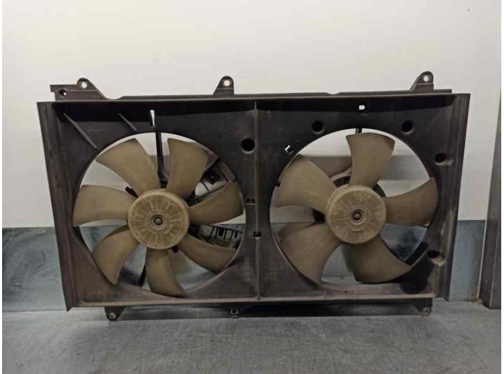 Recambio de electroventilador para toyota avensis verso (m20) 1998 referencia OEM IAM 1680003550 1680003550 DENSO