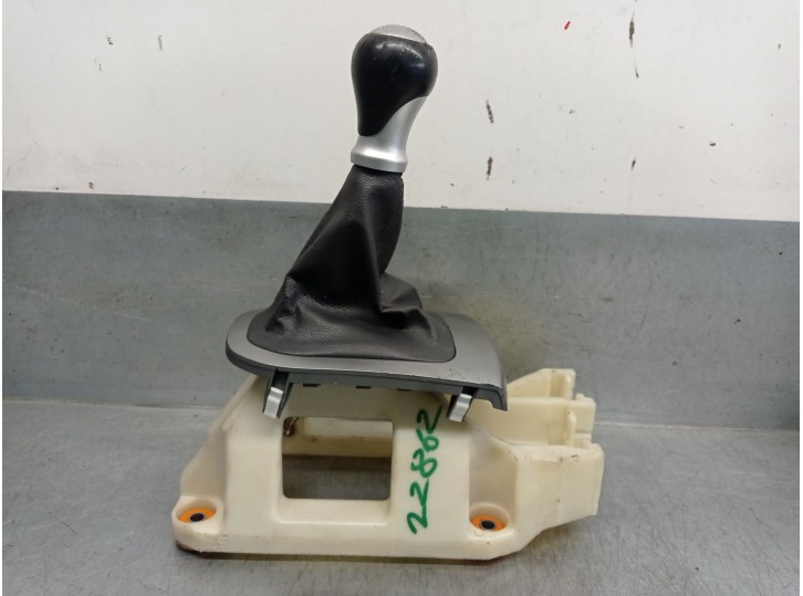 Recambio de palanca cambio para kia rio iii (ub) 1.25 cvvt referencia OEM IAM 437001WXXX 437001W110HU 