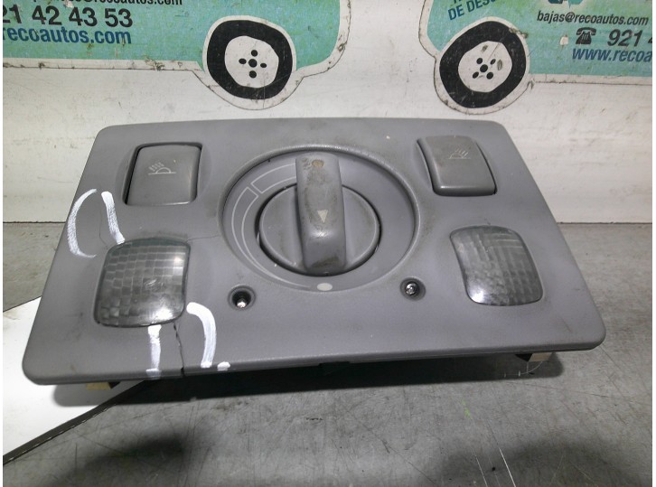 Recambio de luz interior para audi a6 avant (4b5) 2.5 v6 24v tdi referencia OEM IAM 4B0947159 
