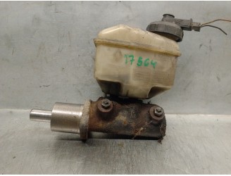 Recambio de bomba freno para renault 5 (b/c40) 1.0 referencia OEM IAM 7700720471 7700720471 