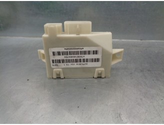 Recambio de centralita cierre para chrysler grand voyager (rg) 2.8 referencia OEM IAM P04686686AM  