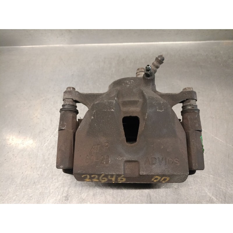Recambio de pinza freno delantera derecha para lexus is ii (_e2_) 220d (ale20) referencia OEM IAM 4773053060 4773053060 ADVICS