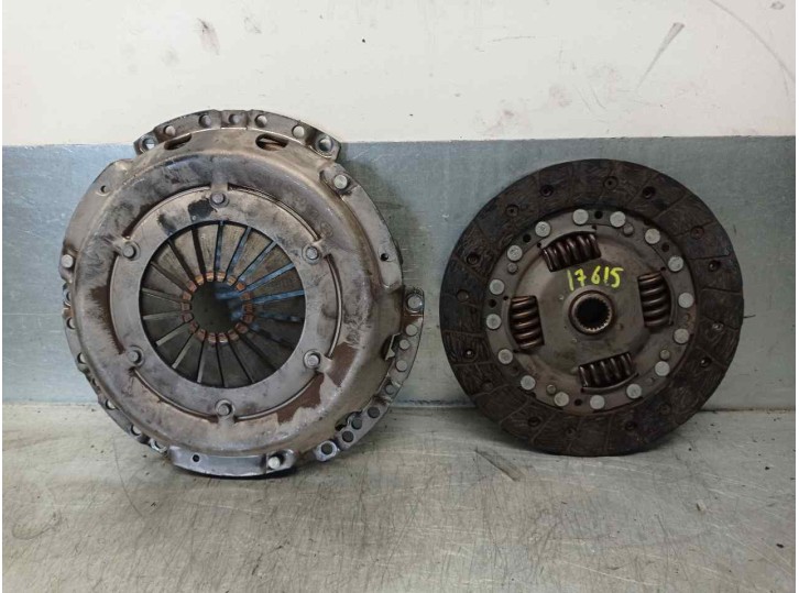 Recambio de kit embrague para volkswagen polo berlina (6n2) 1.4 referencia OEM IAM 319007911 120016610 LUK