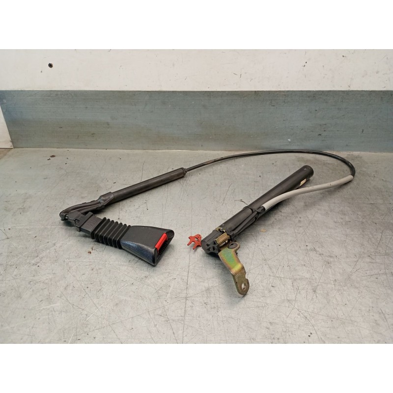 Recambio de pretensor airbag derecho para opel corsa b (s93) 1.2 i (f08, f68, m68) referencia OEM IAM 90387492 90444507 