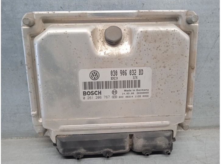 Recambio de centralita motor uce para volkswagen polo berlina (6n2) 1.4 referencia OEM IAM 030906032BD 0261206767 BOSCH