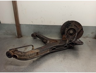 Recambio de mangueta trasera derecha para mercedes-benz vito (w638) combi 2.2 16v cdi turbodiesel cat referencia OEM IAM A611030