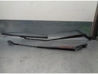 Front right wiper arm replacement part for Citroën Jumper open body (06.2006 =>) 2.2 HDi FAP cat OEM IAM reference 6429