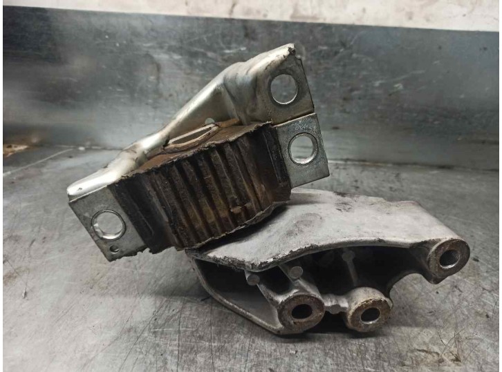 Replacement right engine mount for citroën jumper open cab (06.2006 =>) 2.2 hdi fap cat OEM IAM reference 1367173080 