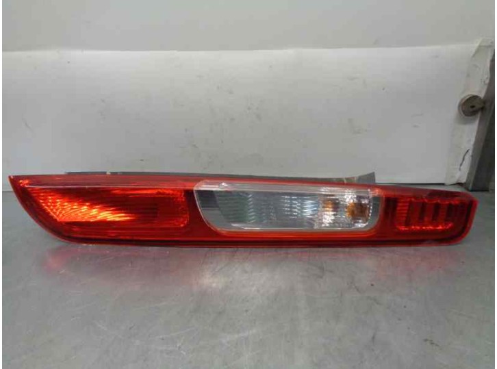 Recambio de piloto trasero derecho para ford focus berlina (cap) 1.6 tdci cat referencia OEM IAM 4M5113404A 5 PUERTAS