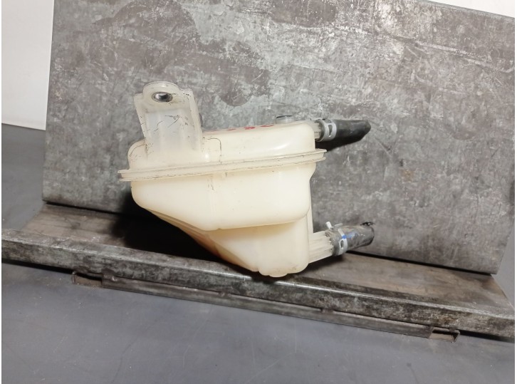 Recambio de deposito expansion para toyota c-hr (_x1_) 1.8 hybrid (zyx10_, zyx11_) referencia OEM IAM 164A20T021  