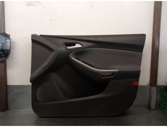 Recambio de guarnecido puerta delantera derecha para ford focus iii 1.6 tdci referencia OEM IAM 1797069 1797069 