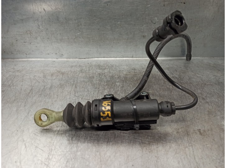 Recambio de bomba embrague para mini r55 clubman 16v cat referencia OEM IAM 13670610 