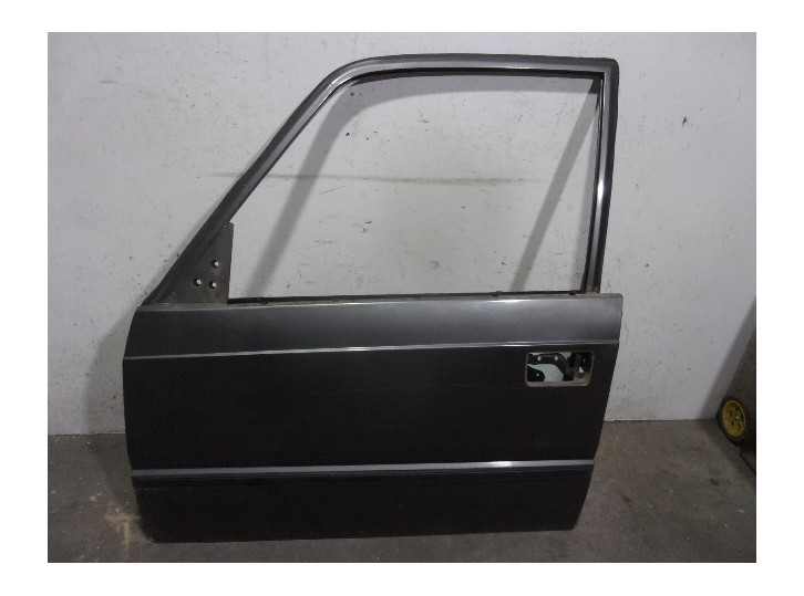 Replacement front left door for Tata Telco Sport 1.9 OEM IAM reference 3370287 DARK GREY 3 DOORS