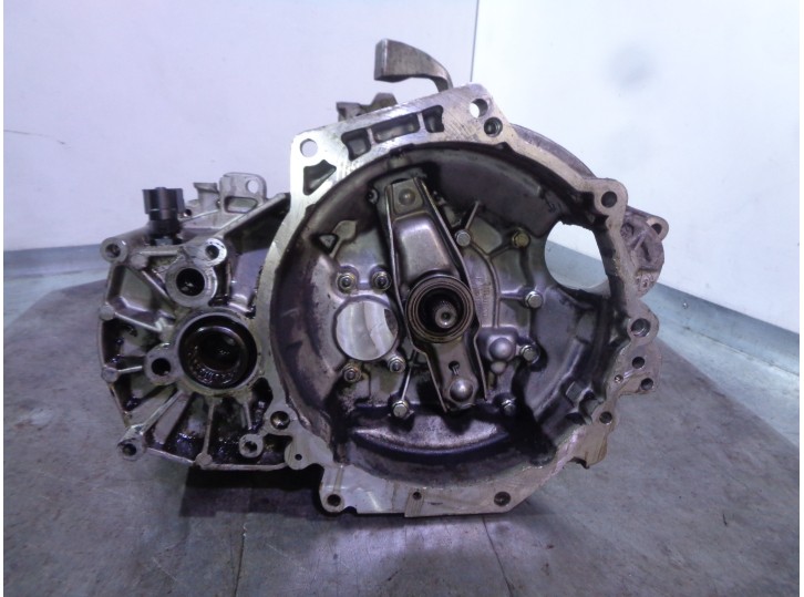 Replacement gearbox for Volkswagen Golf IV Sedan (1J1) 1.8 OEM IAM reference EAH EAH05079 374321
