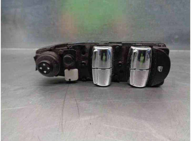 Recambio de mando elevalunas delantero izquierdo para mini r60 countryman diesel cat referencia OEM IAM 64113452459 9289622 