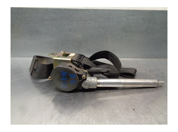 Replacement front right seatbelt for audi a3 (8l) 1.8 20v OEM IAM reference 893857706BK WITH PRETENSIONER 3 DOOR