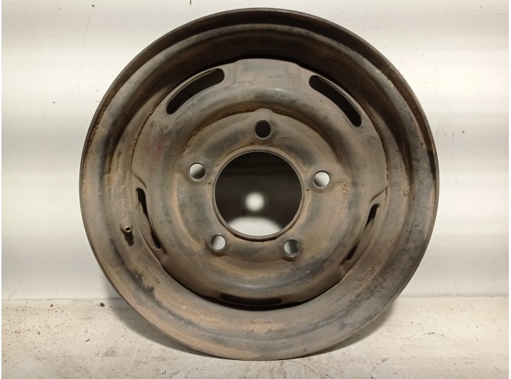 Recambio de llanta para tata telco sport 1.9 referencia OEM IAM 265440100149 R1551/2JX15H2-44.5 HIERRO