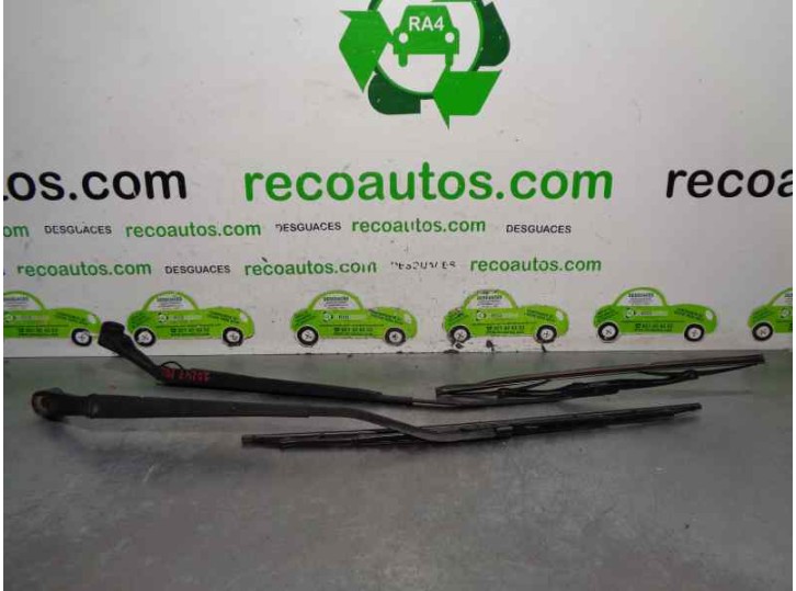 Recambio de brazo limpia delantero derecho para hyundai getz (tb) 1.6 16v cat referencia OEM IAM 