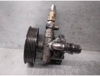 Replacement power steering pump for Volkswagen Golf IV sedan (1J1) 1.8 OEM IAM reference 1J0422154B 