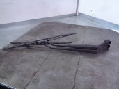 Recambio de brazo limpia delantero derecho para ssangyong kyron 2.0 referencia OEM IAM 7853009100 