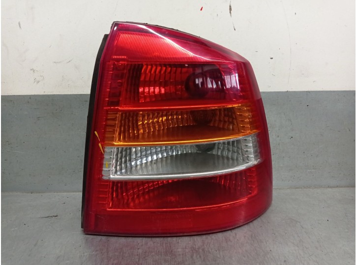Recambio de piloto trasero derecho para opel astra g hatchback (t98) 2.0 dti 16v (f08, f48) referencia OEM IAM 084421916R 622302