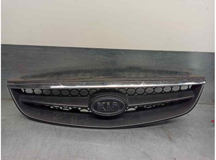 Recambio de rejilla delantera para kia shuma ii 1.6 cat referencia OEM IAM 0K2S150710 