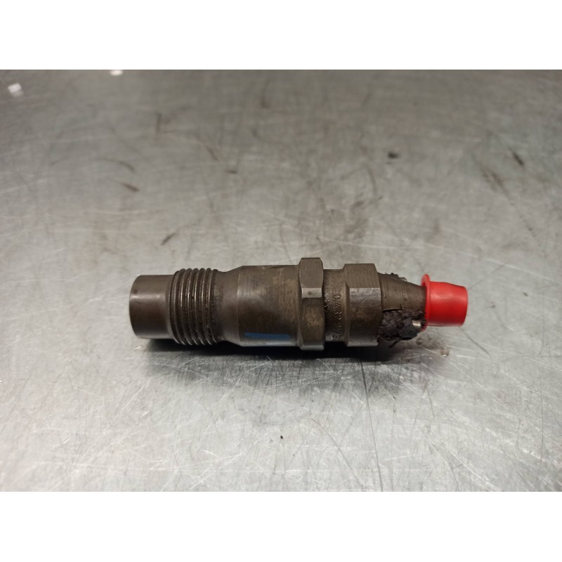 Recambio de inyector para nissan primera berlina (p11) 2.0 turbodiesel cat referencia OEM IAM 8611102J610 0432217308 BOSCH