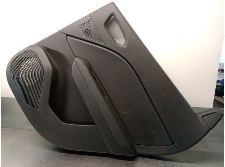 Recambio de guarnecido puerta trasera derecha para renault captur ii referencia OEM IAM 829008155R 829008155R 